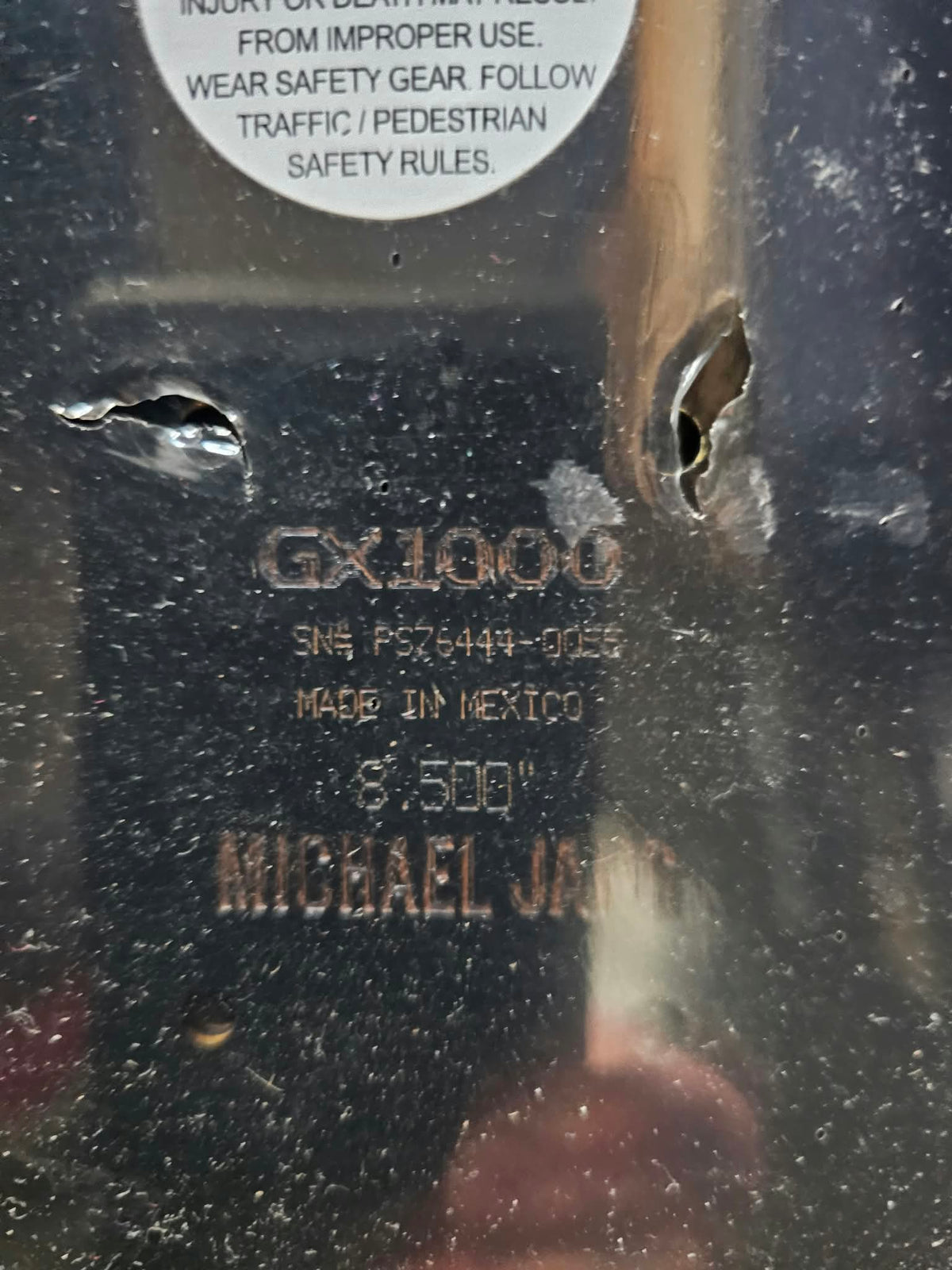 Close-up of GX1000 Michael Jang 8.500-inch deck markings