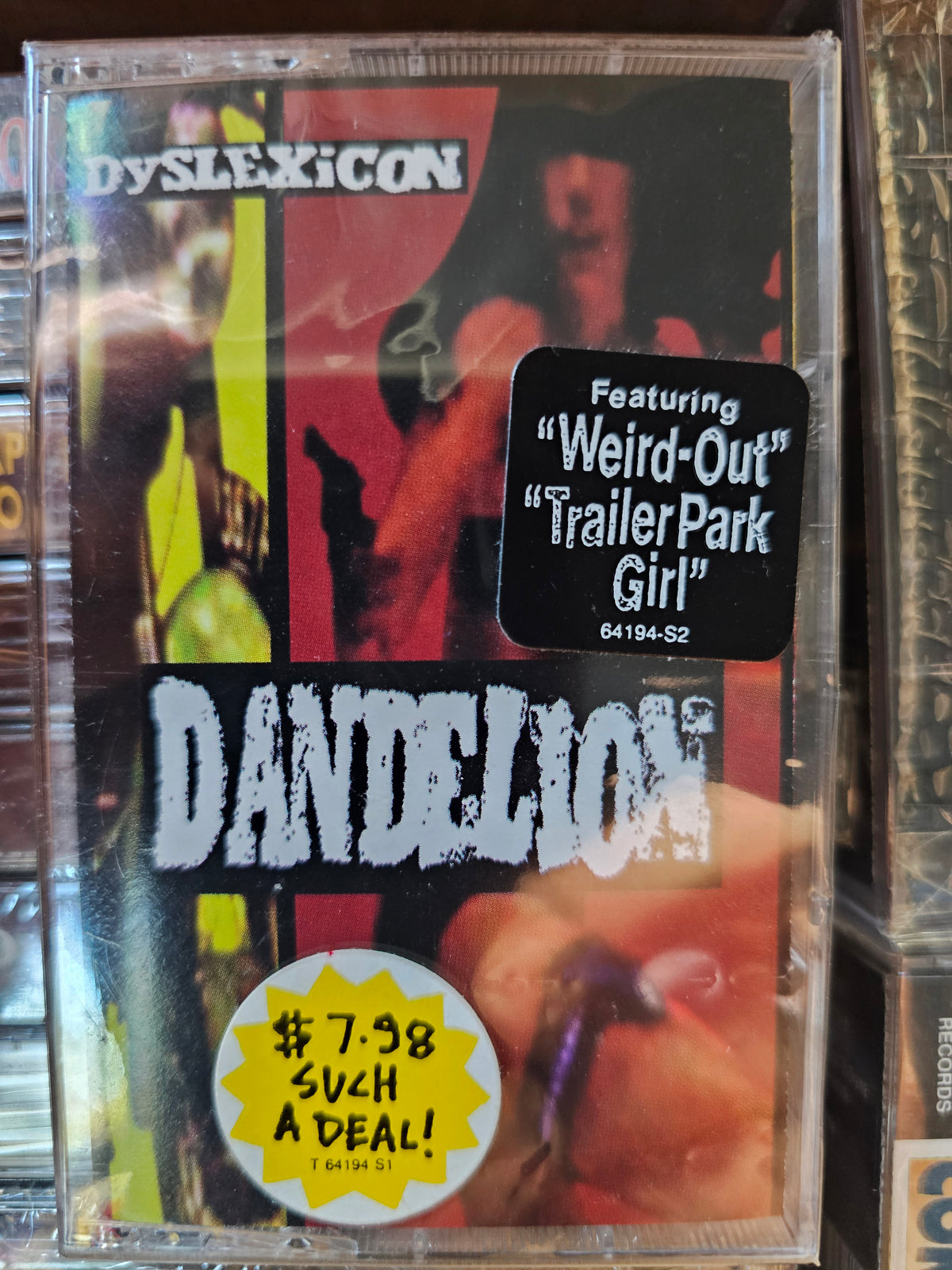 Dandelion cassette edge with visible wrap folds
