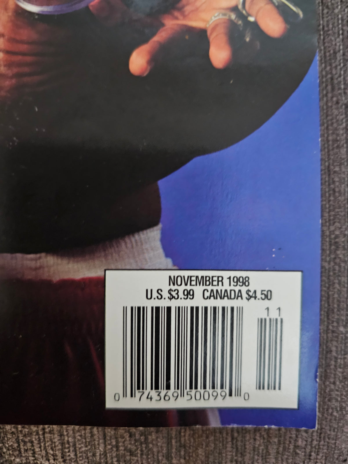 November 1998 issue date and barcode close-up