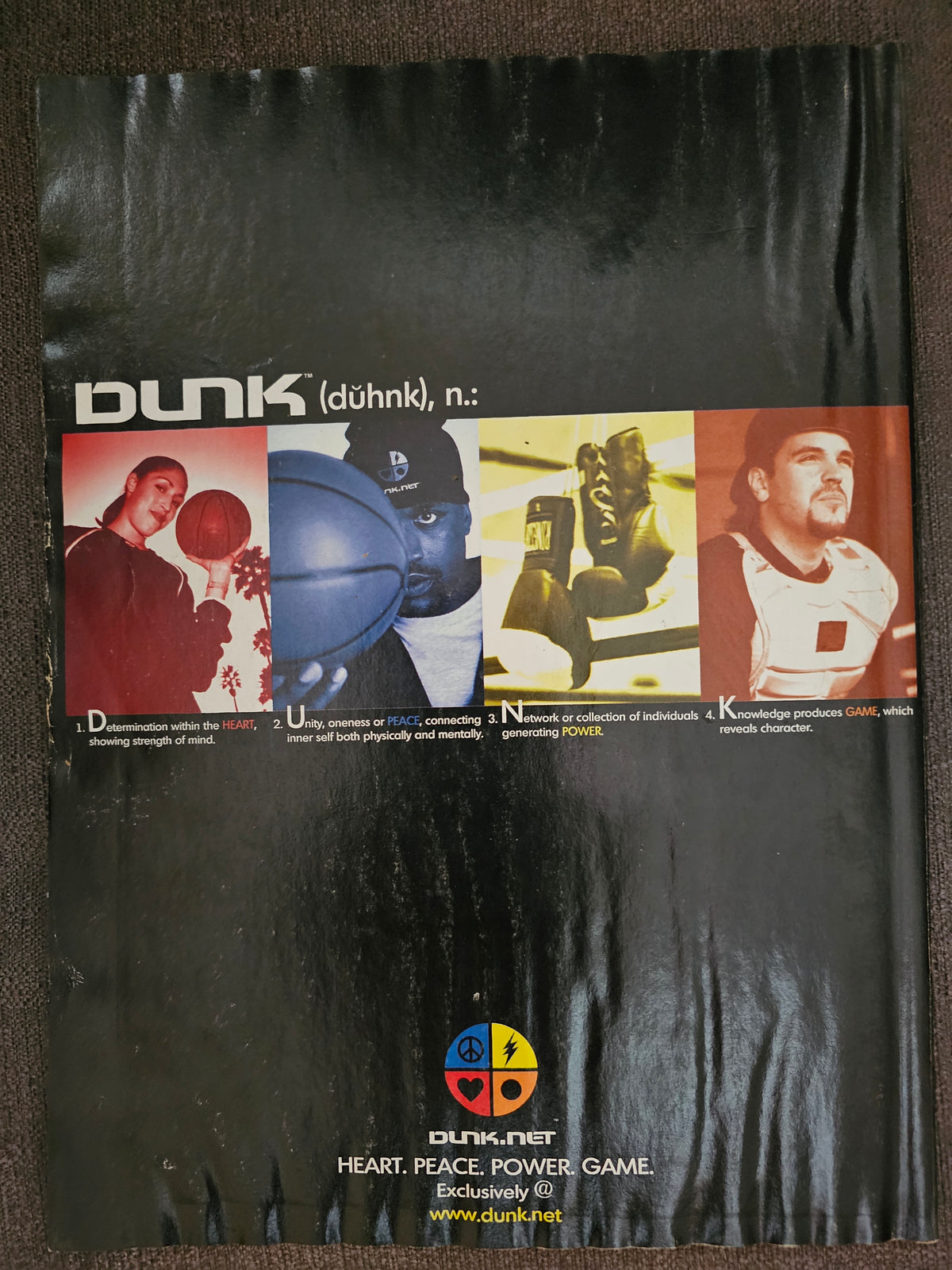 DUNK.NET Heart Peace Power Game back-cover advertisement
