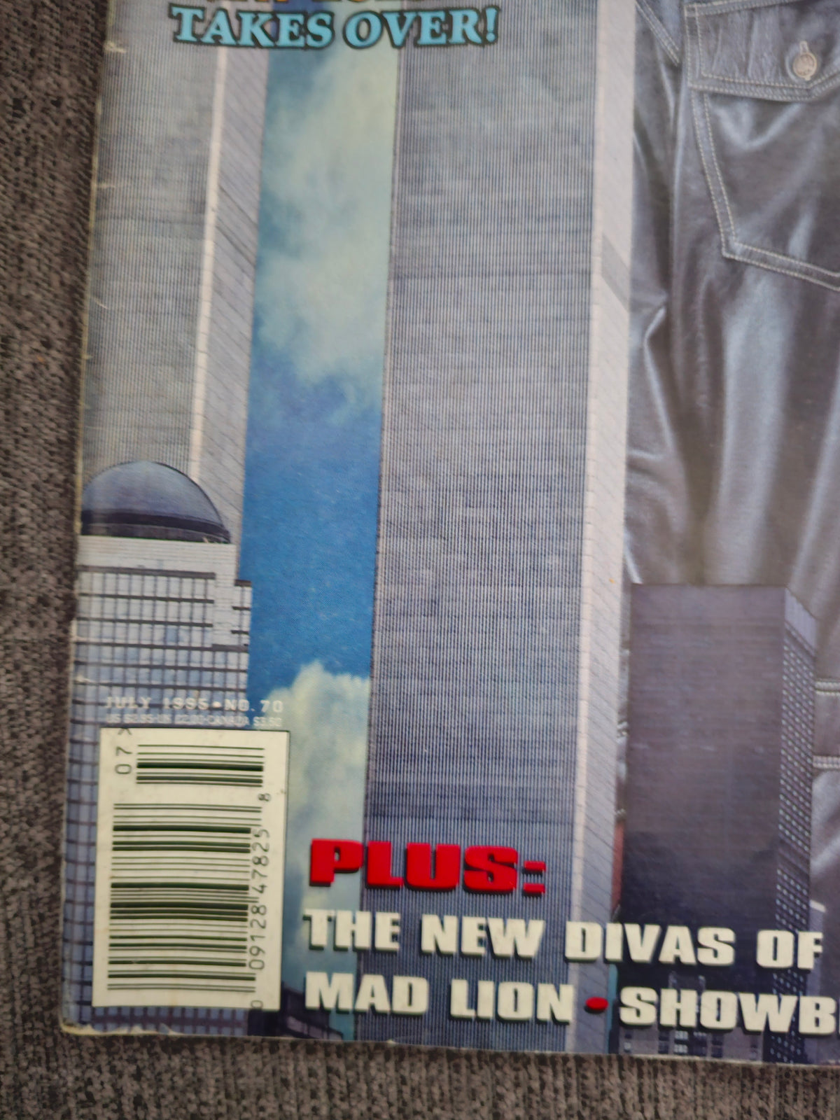 Lower front cover and barcode detail